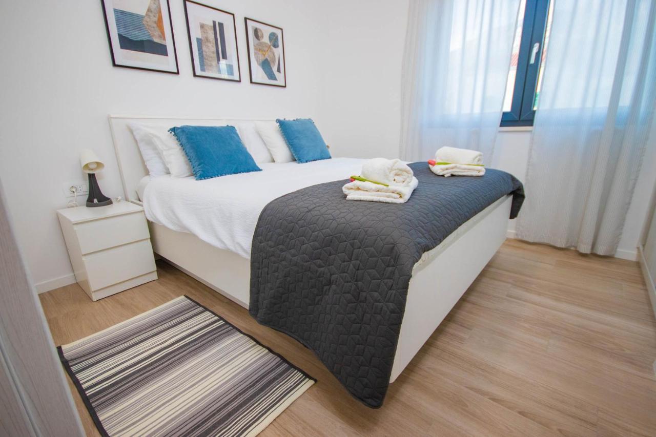 Apartmani Le-Lu Kaštela Exterior foto